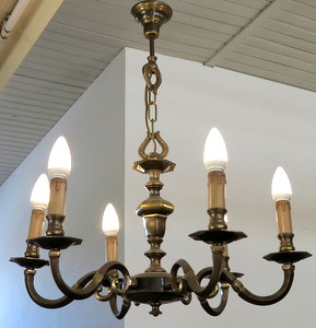 Leuchter aus Messing massiv, 6 - armig, Durchmesser 55cm, Hhe mit Kette 65cm vergrssern